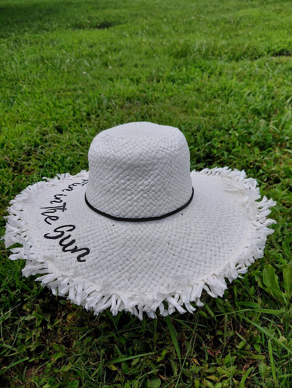Fun In The Sun BEACH HAT! - Picture 3 of 7